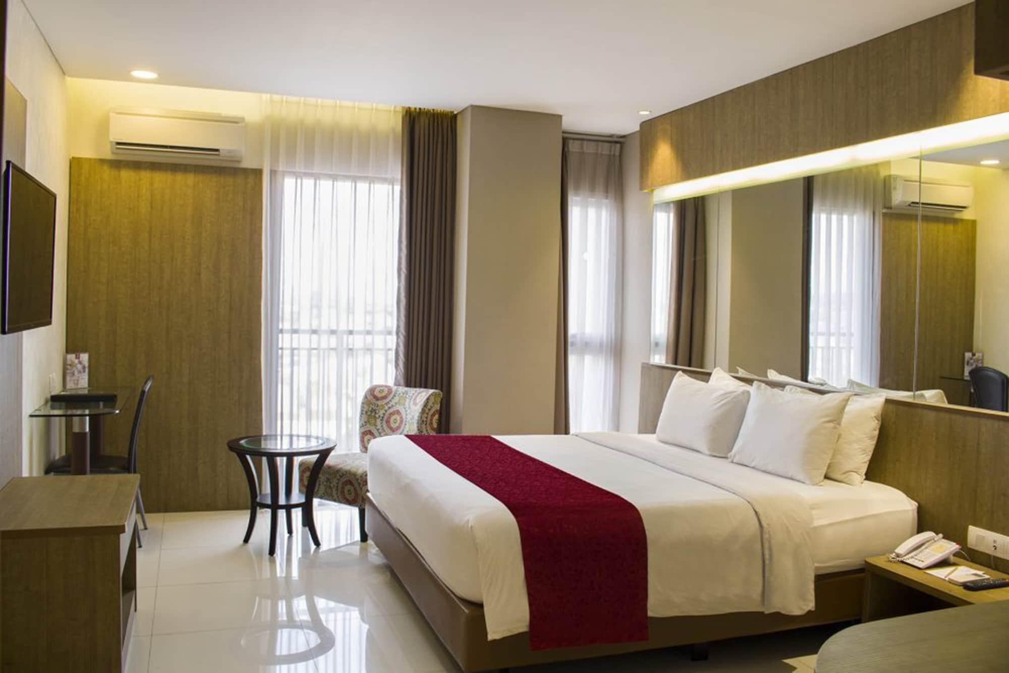 West Point Hotel Bandung Esterno foto