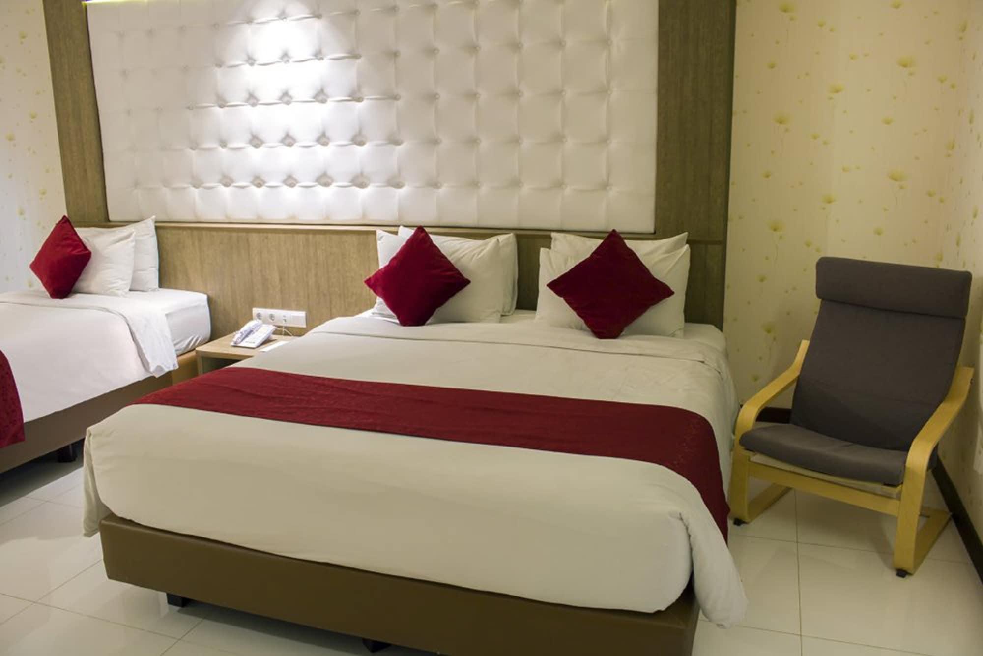West Point Hotel Bandung Esterno foto