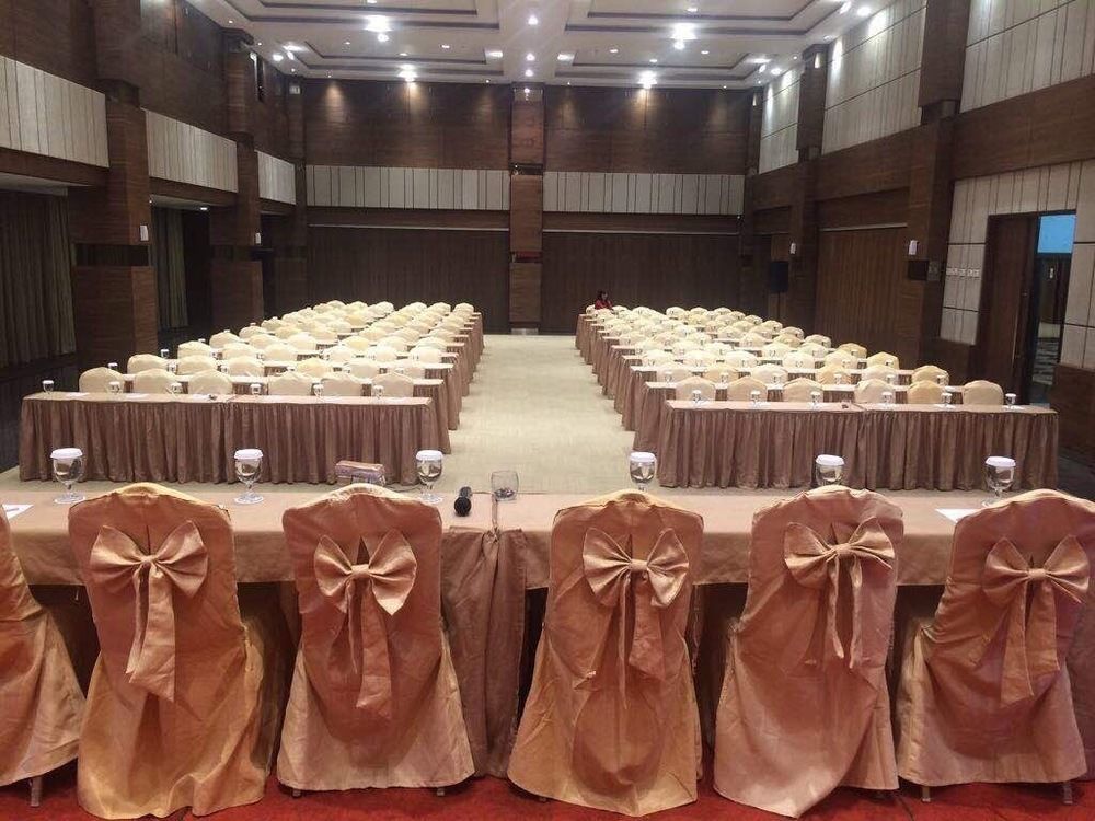 West Point Hotel Bandung Esterno foto